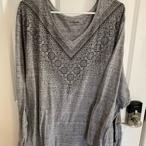 Catherine’s long-sleeved top
